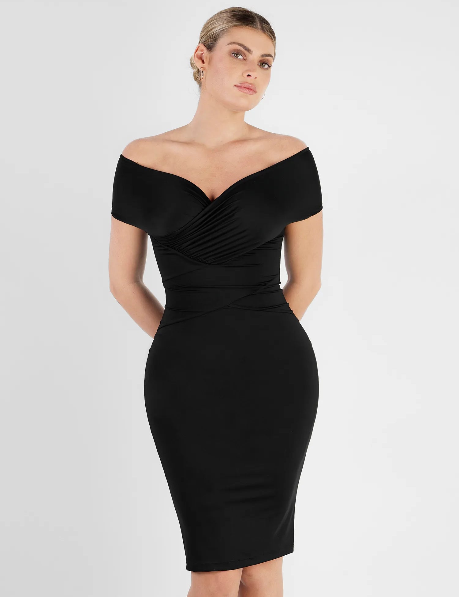  S The Shapewear Dress Off Shoulder V-Neck Ruched Midi